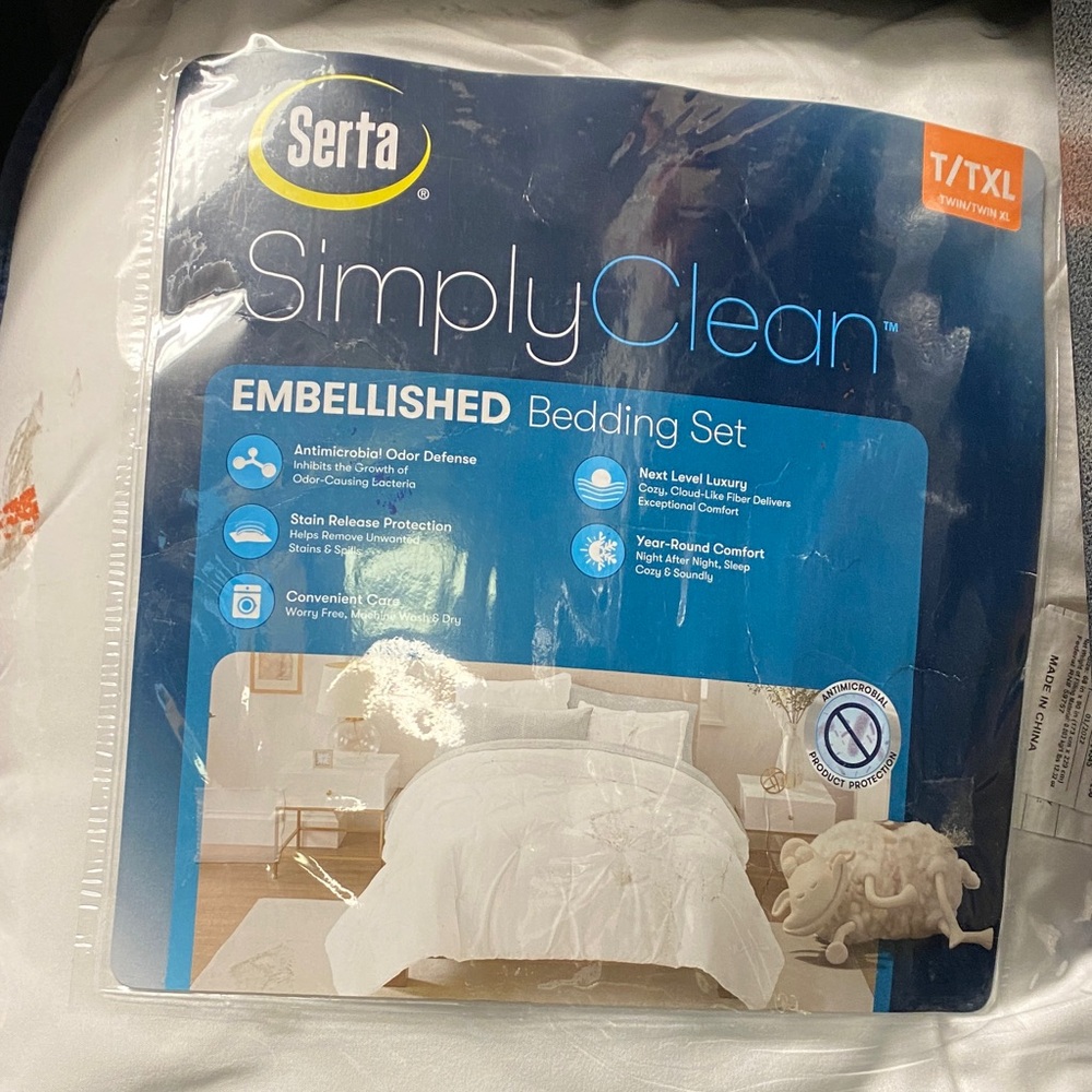 Serta SimplyClean Embellished Comforter Set - White